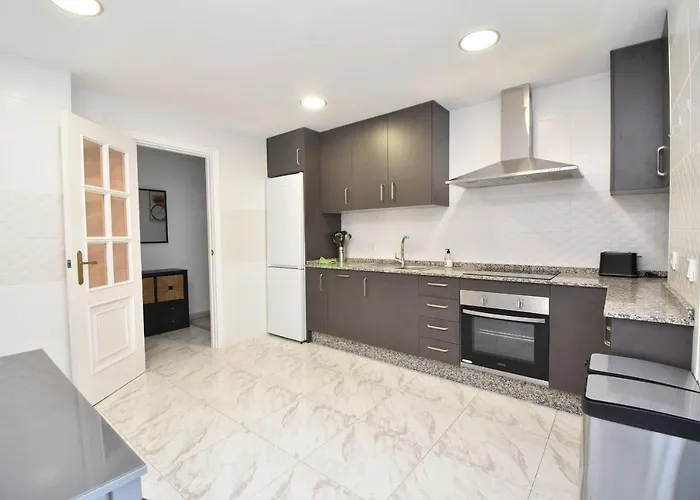 Familiar Caracola Playa 푸엔히롤라